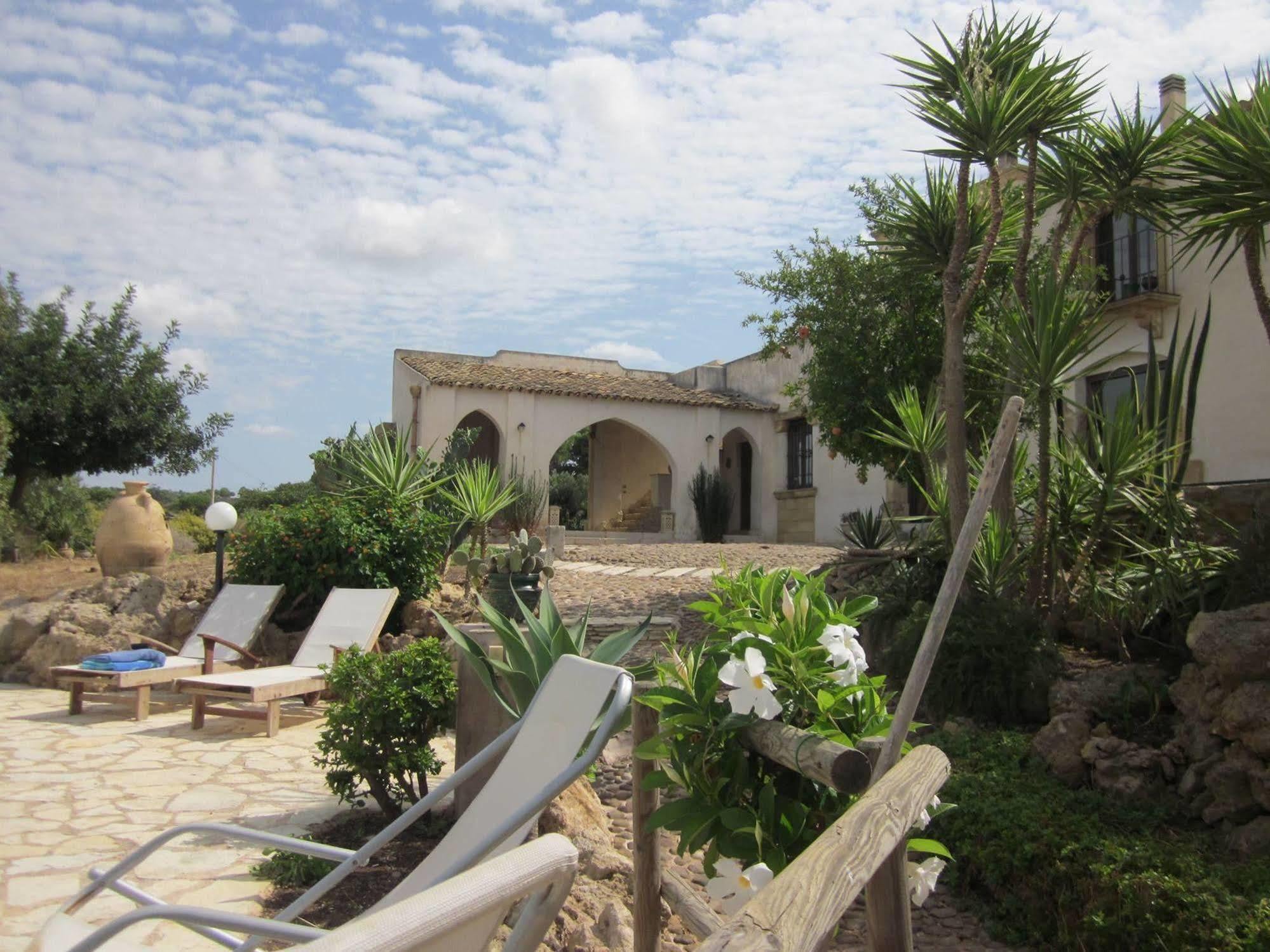 Bed and Breakfast Casale Alma Marsala Exterior foto
