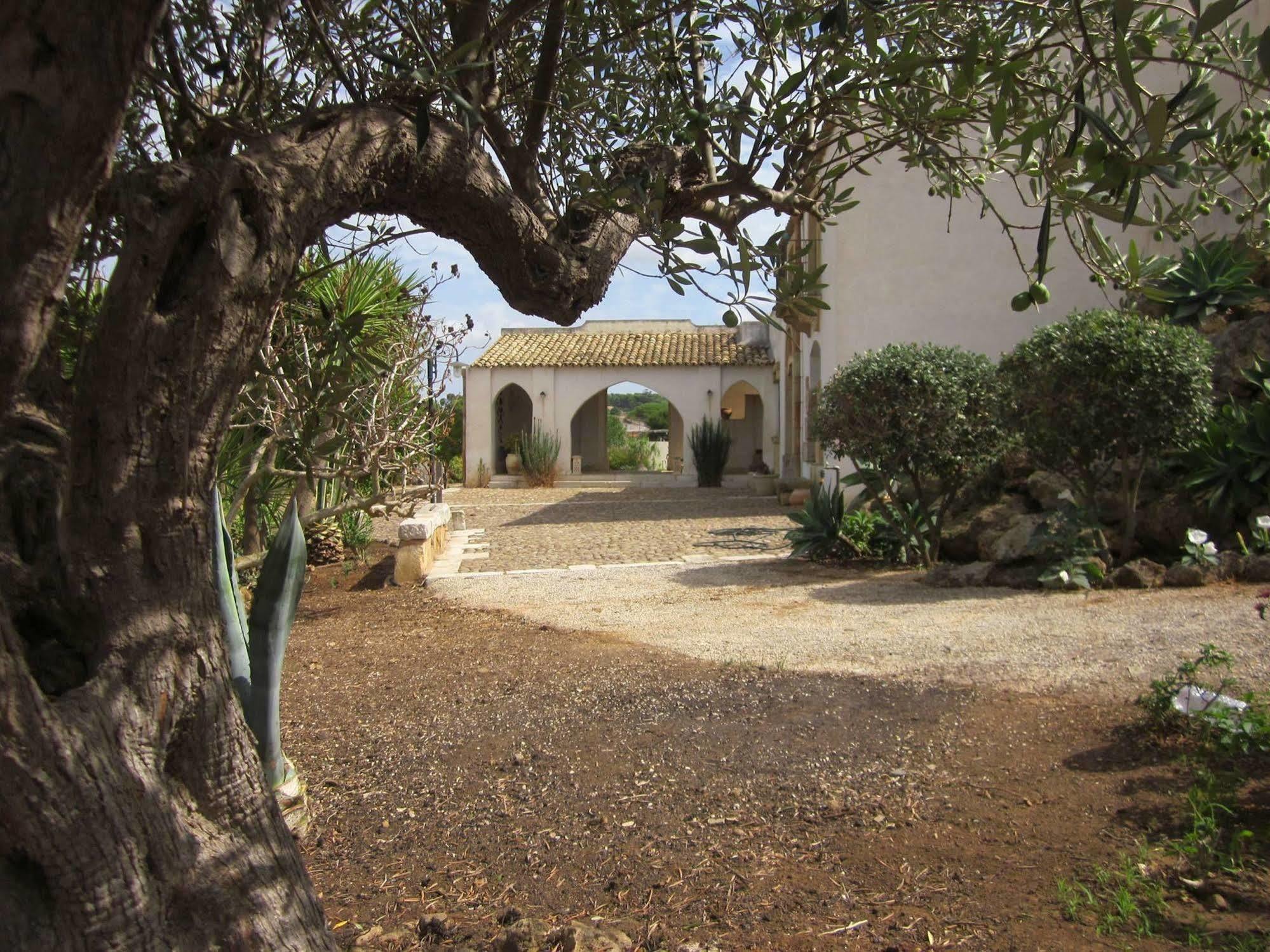 Bed and Breakfast Casale Alma Marsala Exterior foto