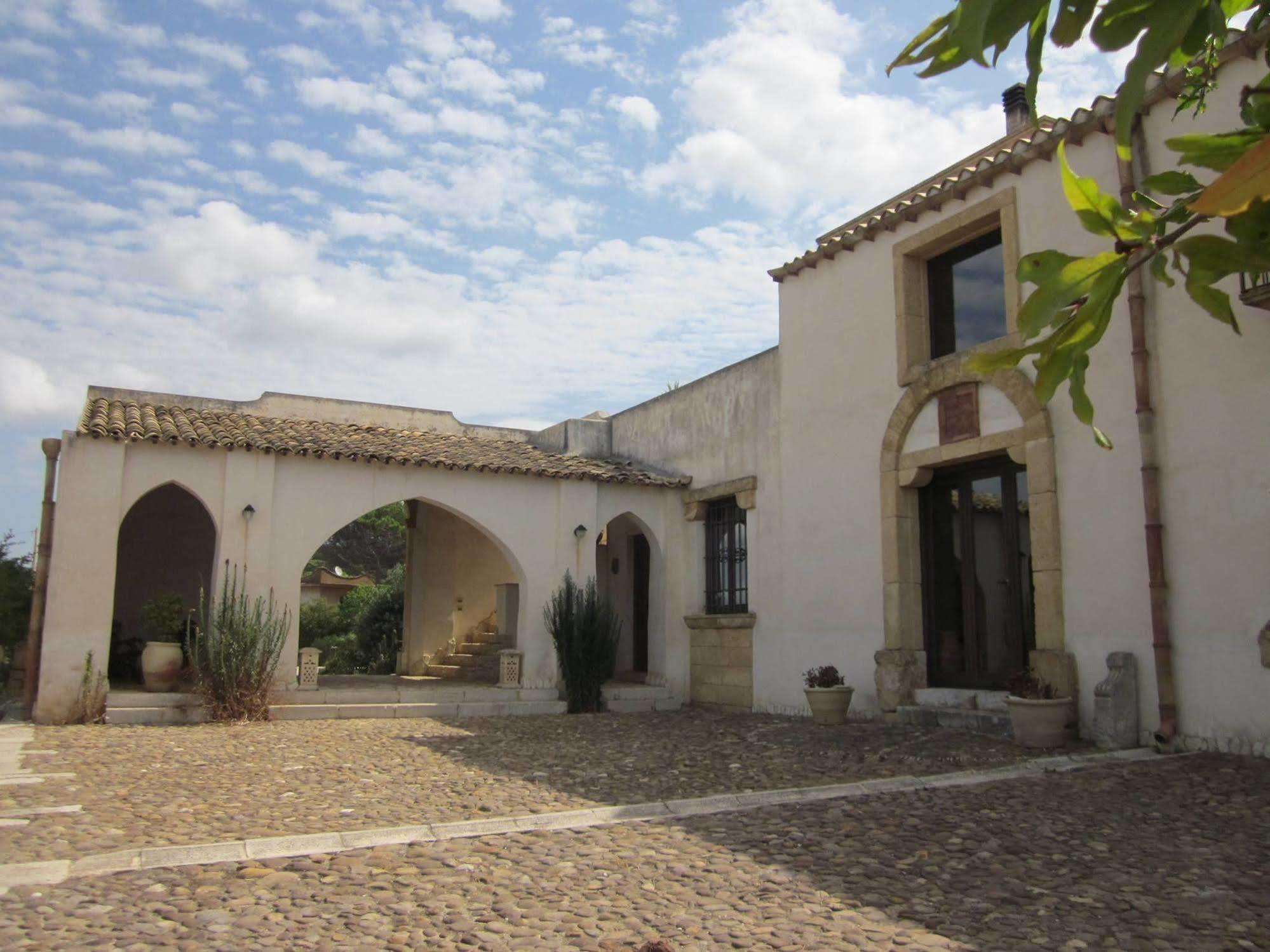 Bed and Breakfast Casale Alma Marsala Exterior foto